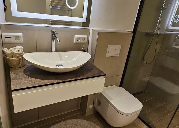 Stylish For Short & Long-term * Niederdorla