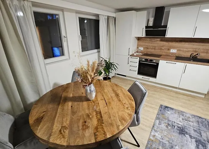 Stylish For Short & Long-term Apartment Niederdorla